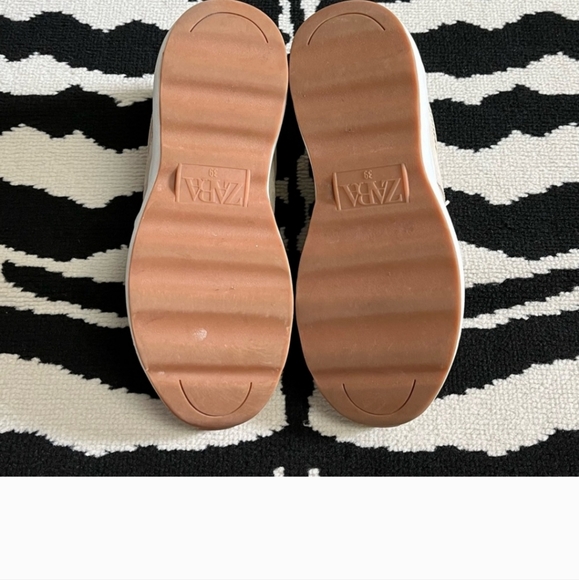 Zara sneakers leather cream in great condition sizen37 / 6.5 leather - Picture 5 of 12